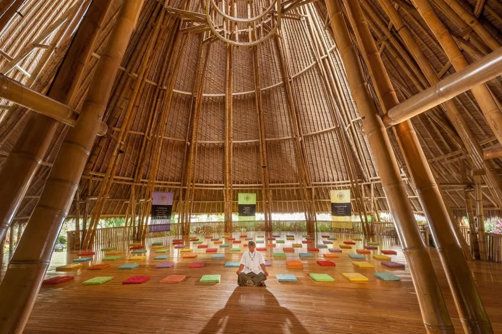 Yoga et meditation au centre Fivelements Retreat Yoga et méditation au centre Fivelements Retreat